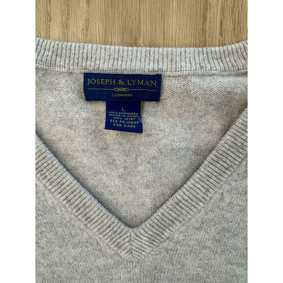 Mens Joseph and Lyman Oatmeal 100% Cashmere Vneck Sweater Large - Picture 1 of 3